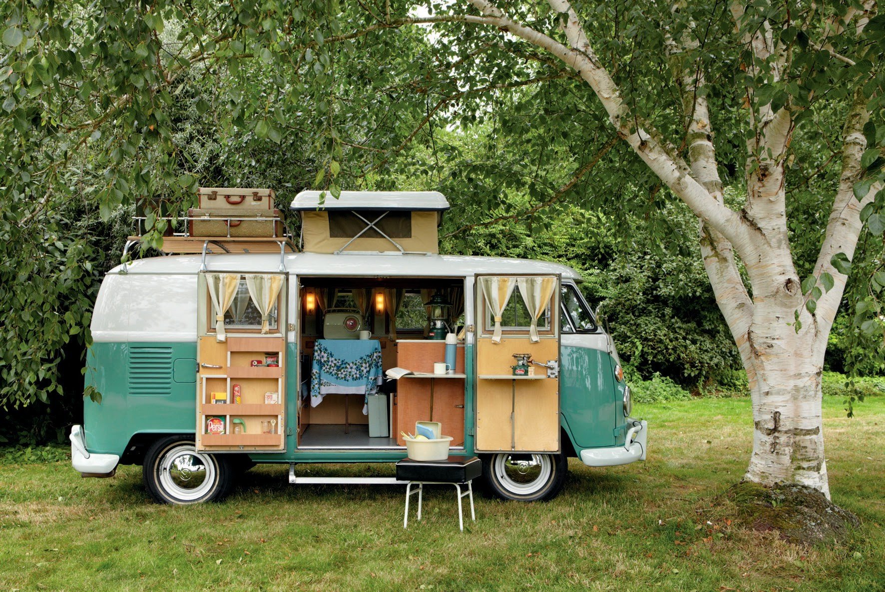 Pourquoi ne pas vivre dans un camion aménagé ?