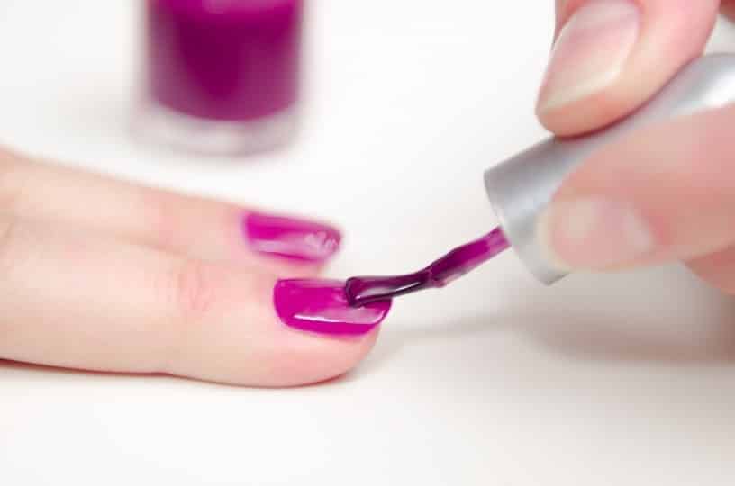 11 astuces pour prendre soin de ses ongles au quotidien