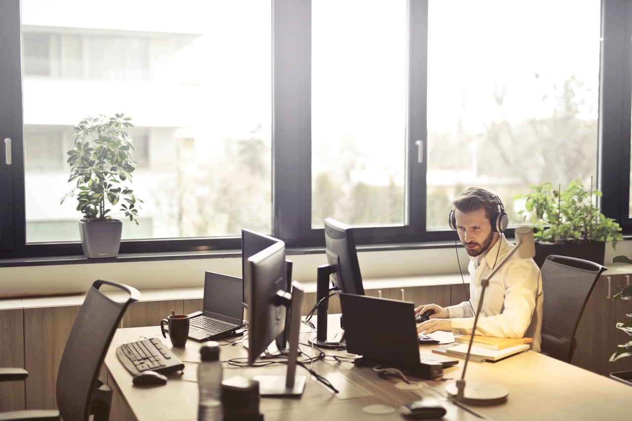 Faut-il externaliser son service informatique ?