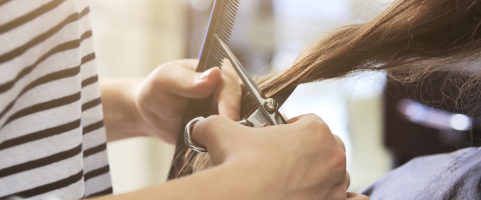 Devenir coiffeur : combien coûte la création d&rsquo;un salon ?