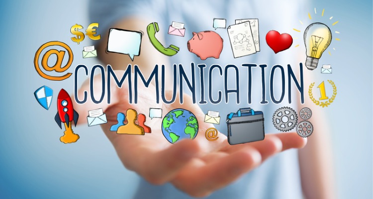 Entreprise BtoB : trois outils de communication pour entretenir le lien avec clientèle