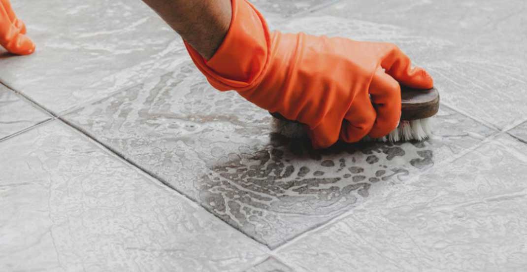 Comment nettoyer sa terrasse en carrelage ?