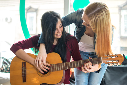 Comment prendre son premier cours de guitare ?