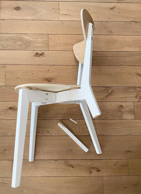 Quand un meuble arrive cassé : comment obtenir un remboursement ?